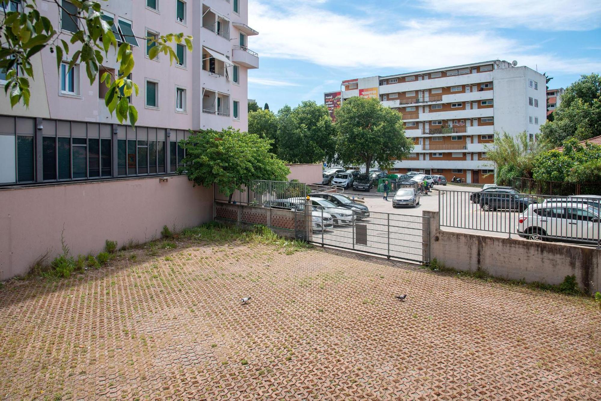 Petite Haven Apartment Split Exterior photo